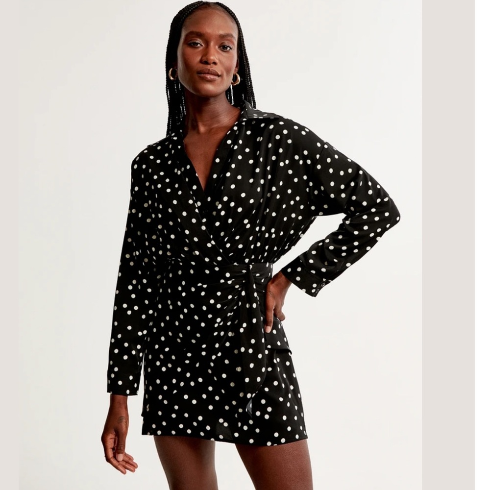 Abercrombie & Fitch Black and White Asymmetrical Dress